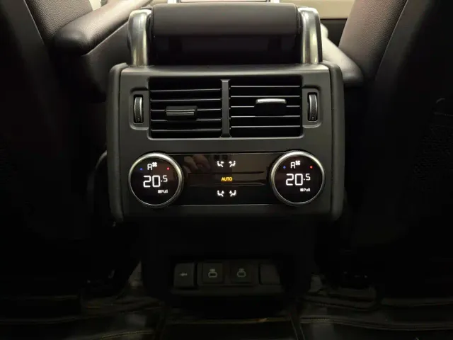 Land Rover Discovery — Фото автомобиля 11