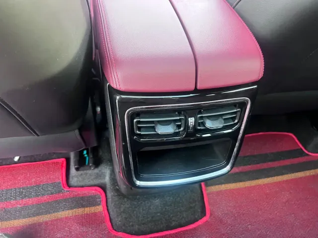 Jetour X70 Plus — Фото автомобиля 10
