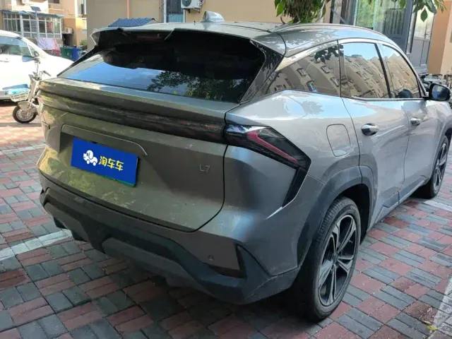 Geely Galaxy L7 — Фото автомобиля 3