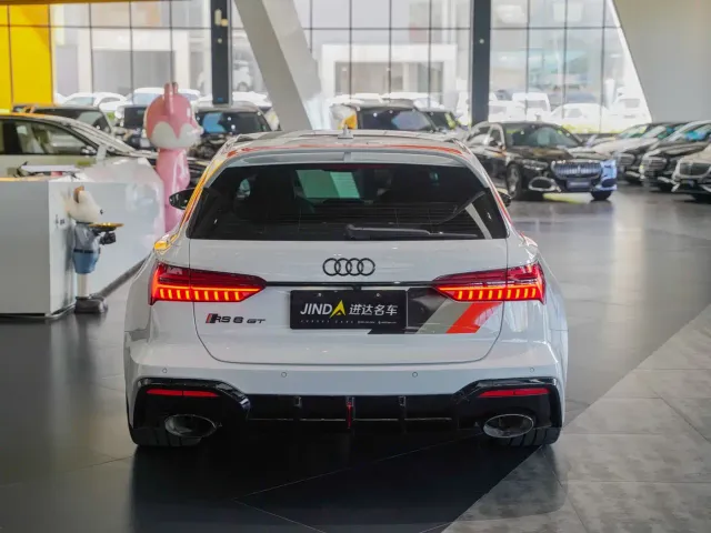 Audi RS 6 — Фото автомобиля 10