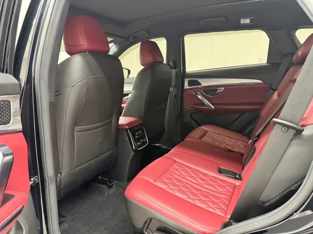 Jetour X70 Plus — Фото автомобиля 8