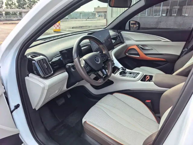 BYD Song Pro — Фото автомобиля 9