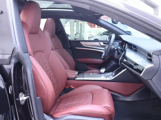 Audi A7L — Фото автомобиля 21