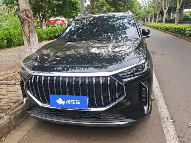 Jetour X70 Plus — Фото автомобиля 2