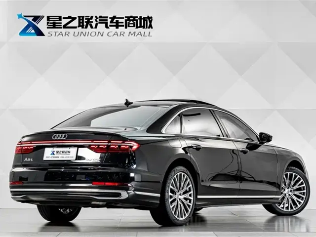 Audi A8 — Фото автомобиля 6