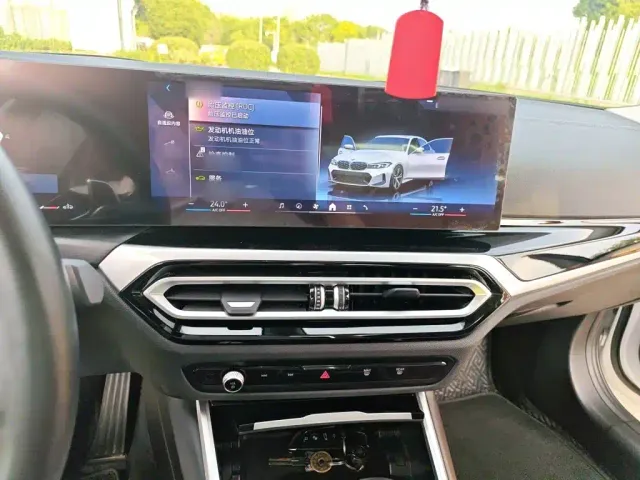 BMW 3 Series — Фото автомобиля 5