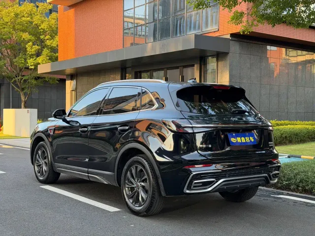 Hongqi HS5 — Фото автомобиля 5