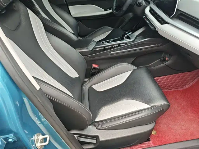 Geely Binrui — Фото автомобиля 24