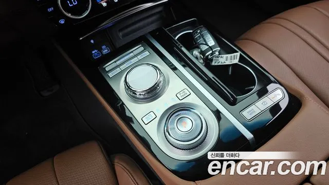 Genesis G80 Бензин 2.5 турбо AWD — Фото автомобиля 9