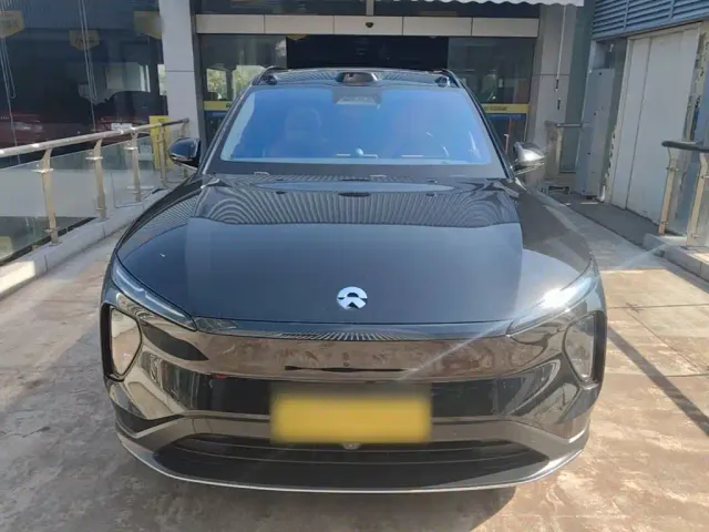 Nio ES6 — Фото автомобиля 2