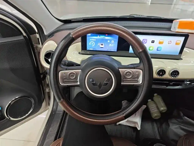 Wuling Bingo — Фото автомобиля 10