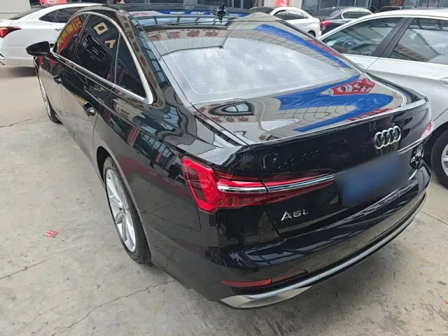 Audi A6L — Фото автомобиля 4