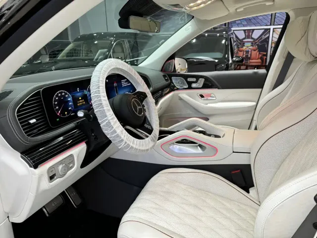 Mercedes-Benz GLS-Class — Фото автомобиля 4
