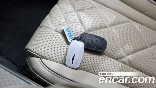 Genesis GV80 2.5T Бензин AWD — Фото автомобиля 4