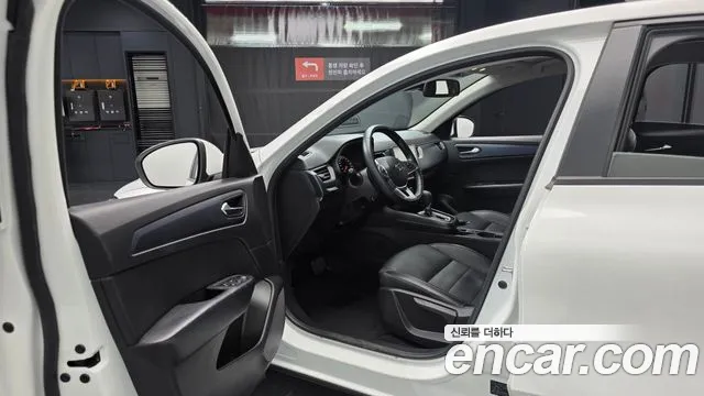 Renault-KoreaSamsung XM3 — Фото автомобиля 11