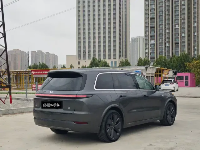 Li Auto L9 — Фото автомобиля 7