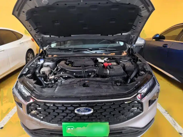 Ford Mondeo — Фото автомобиля 10