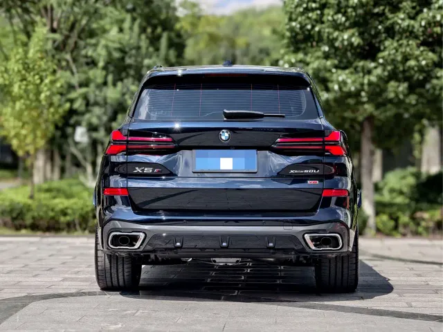 BMW X5 — Фото автомобиля 6