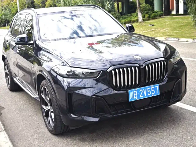 BMW X5 — Фото автомобиля 3