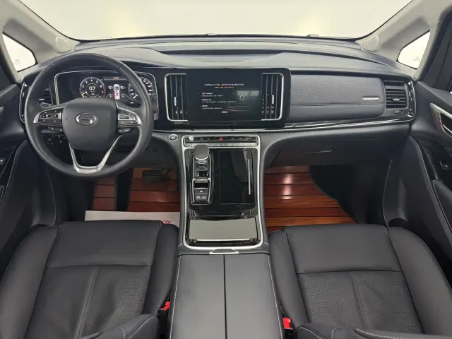 GAC Trumpchi M8 — Фото автомобиля 16