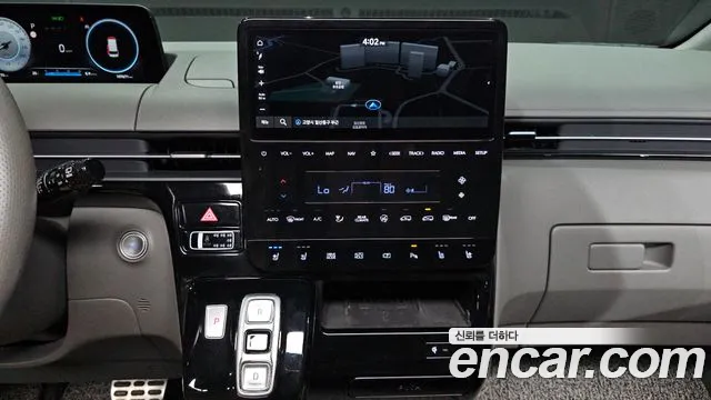 Hyundai Staria Staria 4WD Lounge 9 мест — Фото автомобиля 14