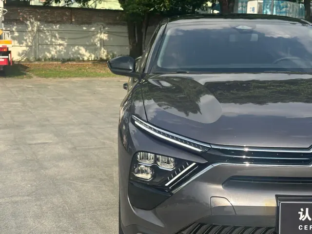Citroen C5 X — Фото автомобиля 4