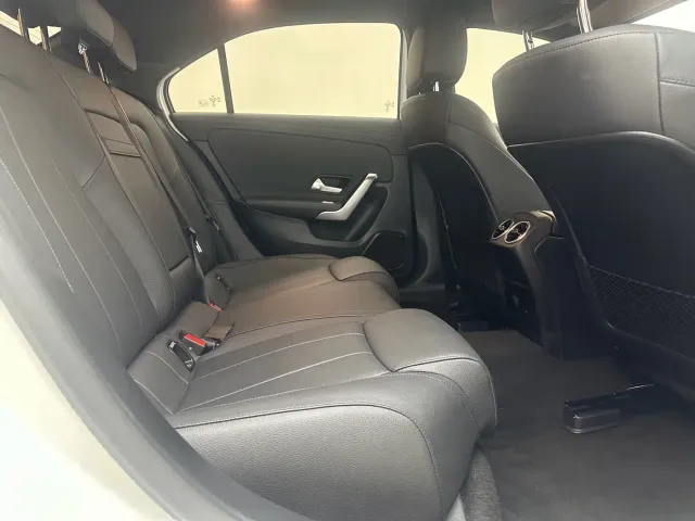 Mercedes-Benz A-Class — Фото автомобиля 20