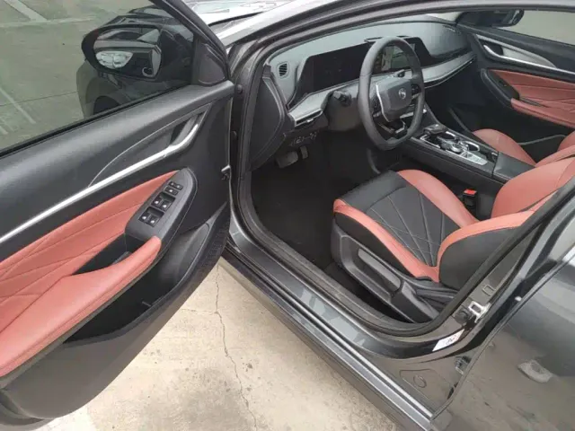 Changan Eado — Фото автомобиля 15