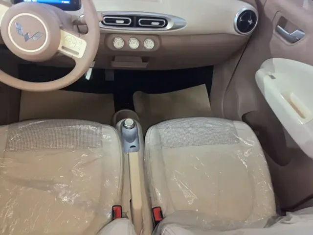 Wuling Hongguang Mini EV — Фото автомобиля 13