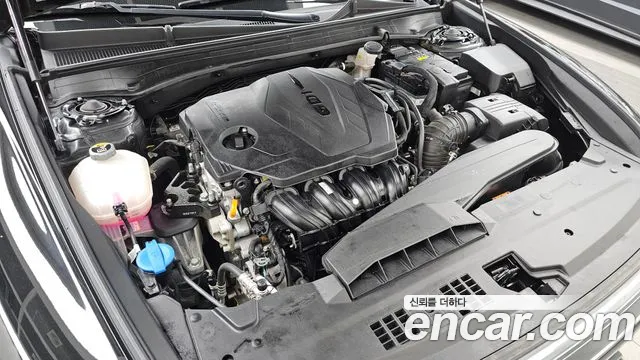 Hyundai Grandeur Grandeur (GN7) 2.5 Бензин 2WD — Фото автомобиля 5