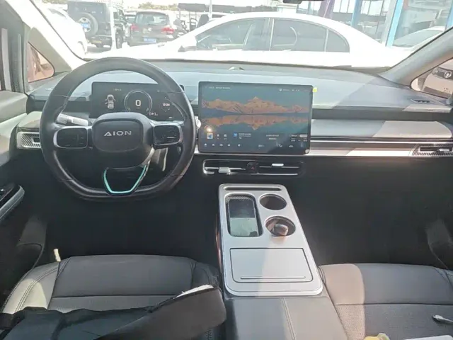 GAC Aion Y — Фото автомобиля 9