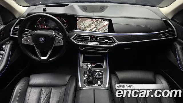 BMW X7 — Фото автомобиля 7
