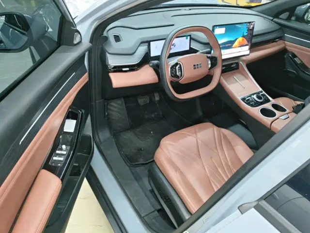 Geely Galaxy L6 — Фото автомобиля 15