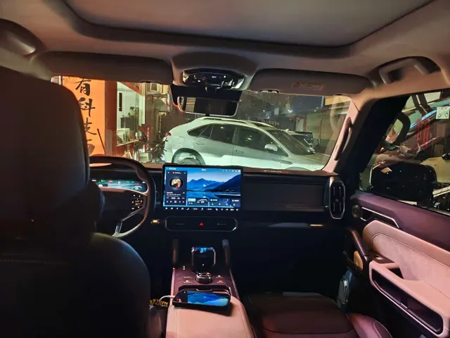 Jetour T2 — Фото автомобиля 6