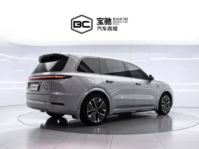 Li Auto L9 — Фото автомобиля 3