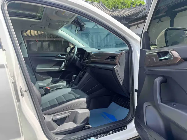 Volkswagen Tharu — Фото автомобиля 10