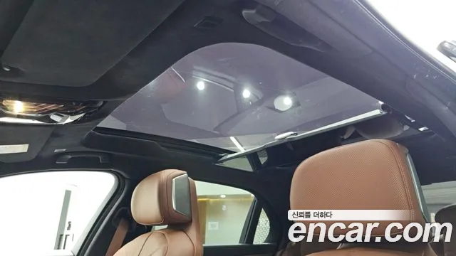 BMW 7 Series G70 — Фото автомобиля 24