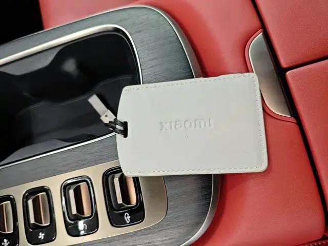 Xiaomi SU7 — Фото автомобиля 8