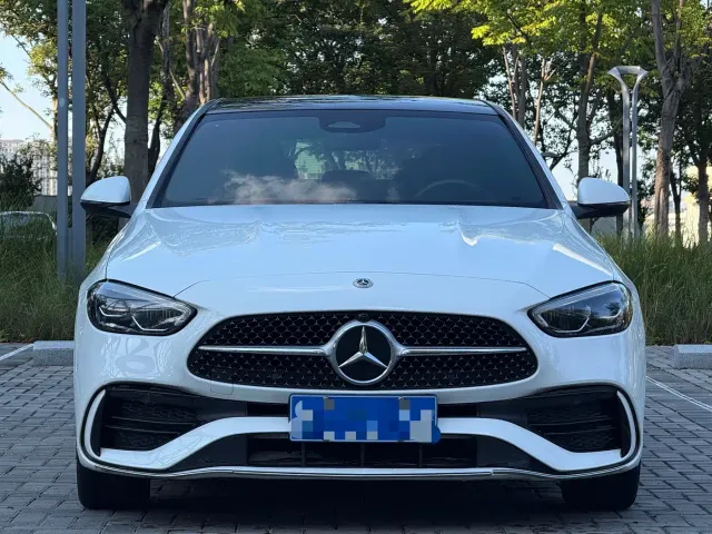 Mercedes-Benz C-Class — Фото автомобиля 2