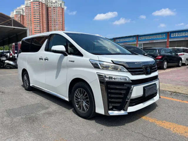Toyota Vellfire — Фото автомобиля 3