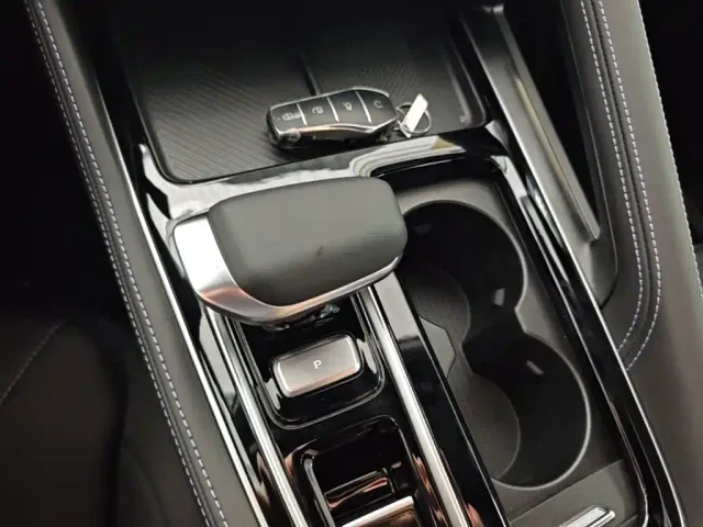 Geely Xingrui — Фото автомобиля 13