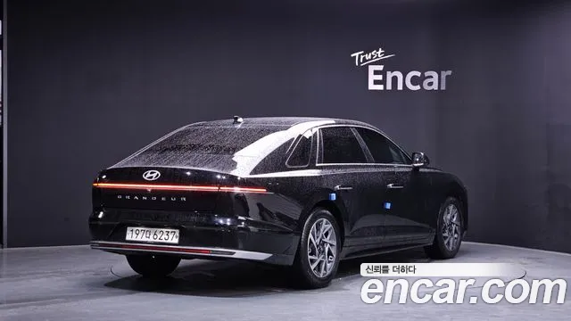 Hyundai Grandeur Grandeur (GN7) 3.5 LPG 2WD (Такси) — Фото автомобиля 2