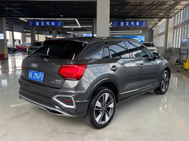 Audi Q2L — Фото автомобиля 15