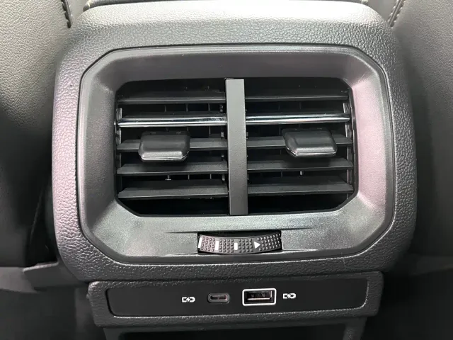 Volkswagen Tharu — Фото автомобиля 11