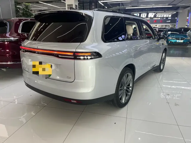 Leapmotor C16 — Фото автомобиля 13