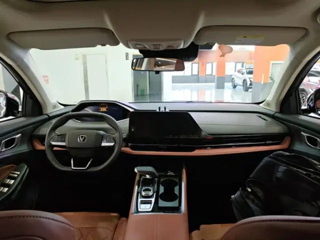 Changan CS55 Plus — Фото автомобиля 9