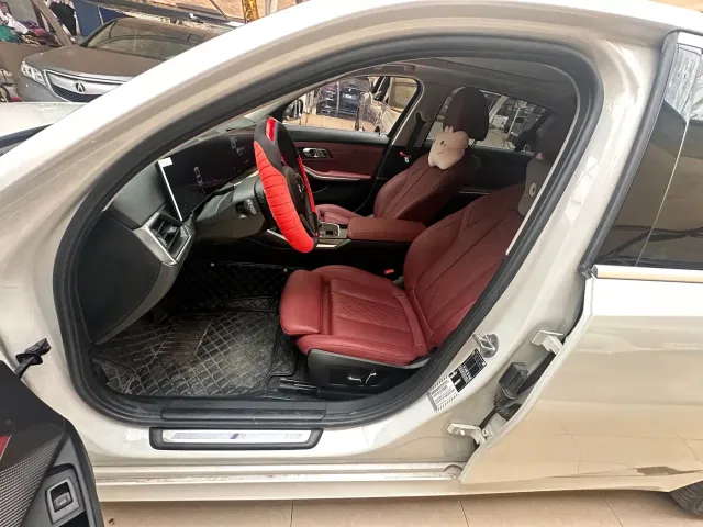 BMW 3 Series — Фото автомобиля 7