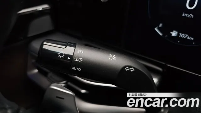 Hyundai Grandeur Grandeur (GN7) 2.5 Бензин 2WD — Фото автомобиля 25