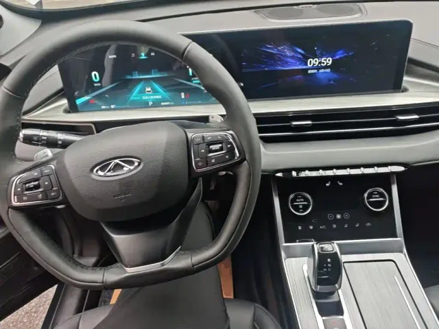 Chery Tiggo 8 — Фото автомобиля 9