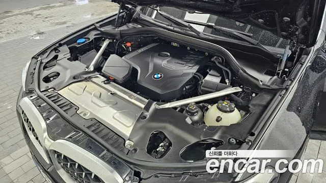 BMW X4 xDrive20i M Sport — Фото автомобиля 5
